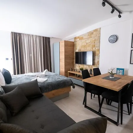 Milmari - N85 Apartament *